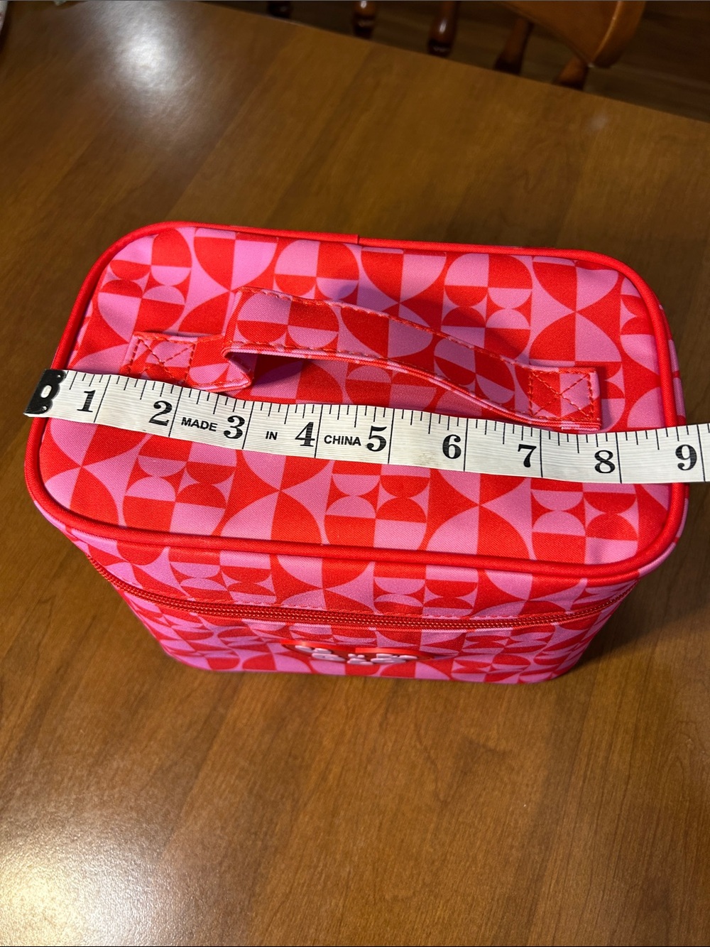U Glow Pink Geometric Cosmetic Train Case with Makeup - Picture 11 of 13
